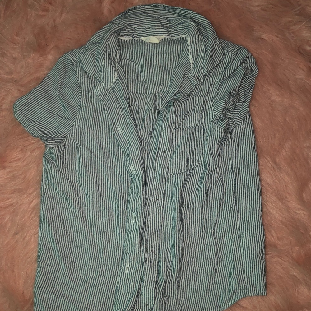 Aeropostale Short Sleeve Button Up